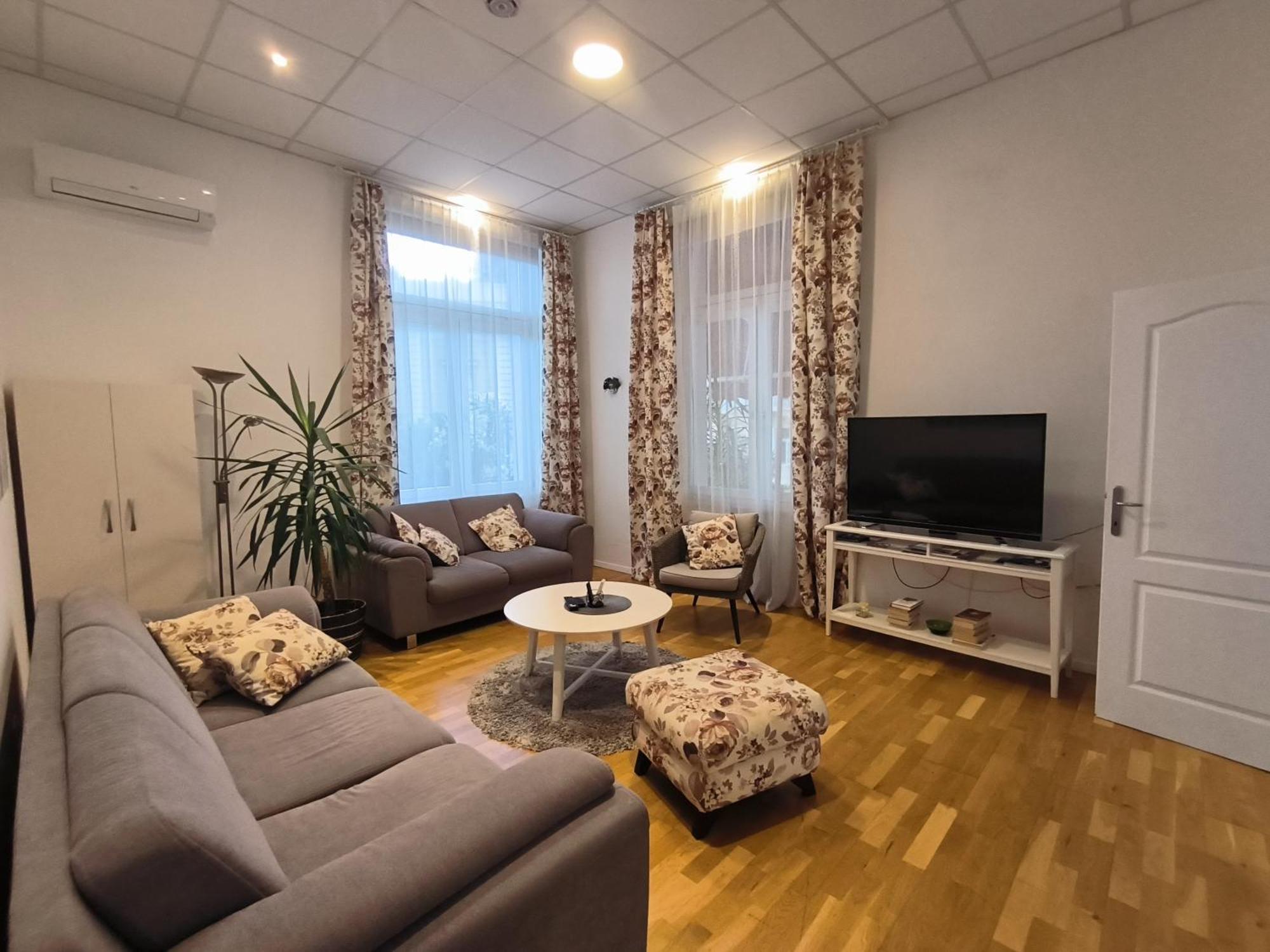 Superior Seaview Apartment 奥帕提亚 外观 照片